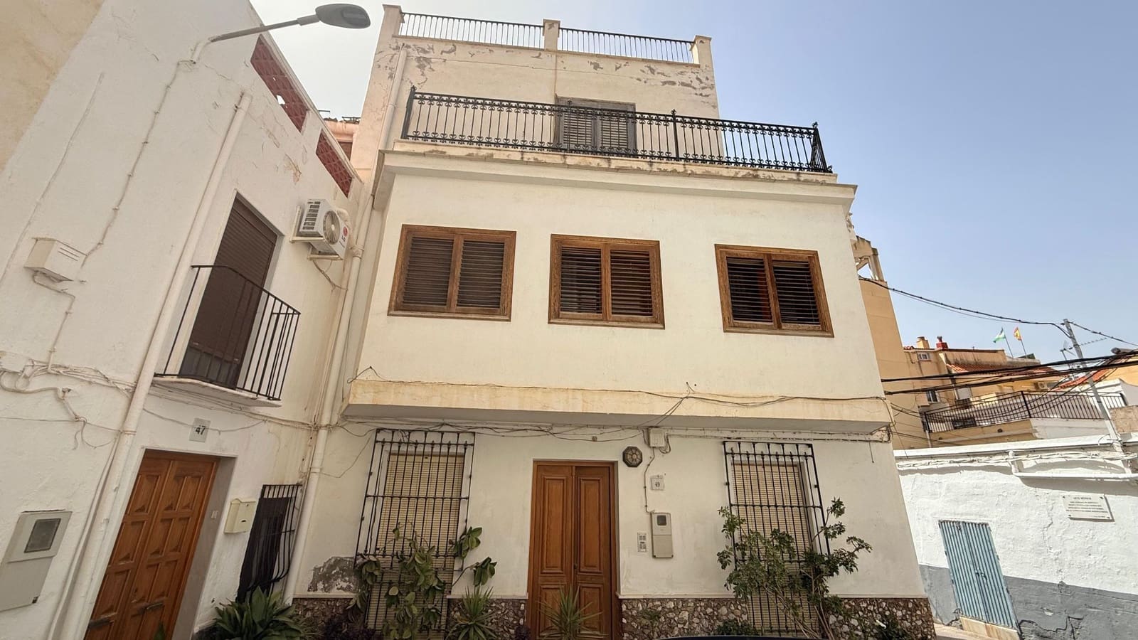 6 bedroom Townhouse for sale in Macael - € 79,900 (Ref: 9770325)