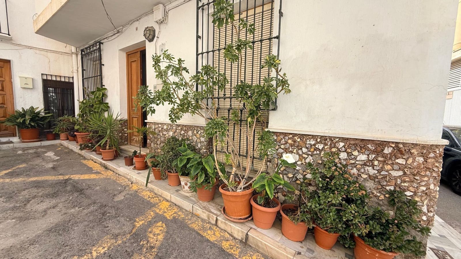 6 bedroom Townhouse for sale in Macael - € 79,900 (Ref: 9770325)