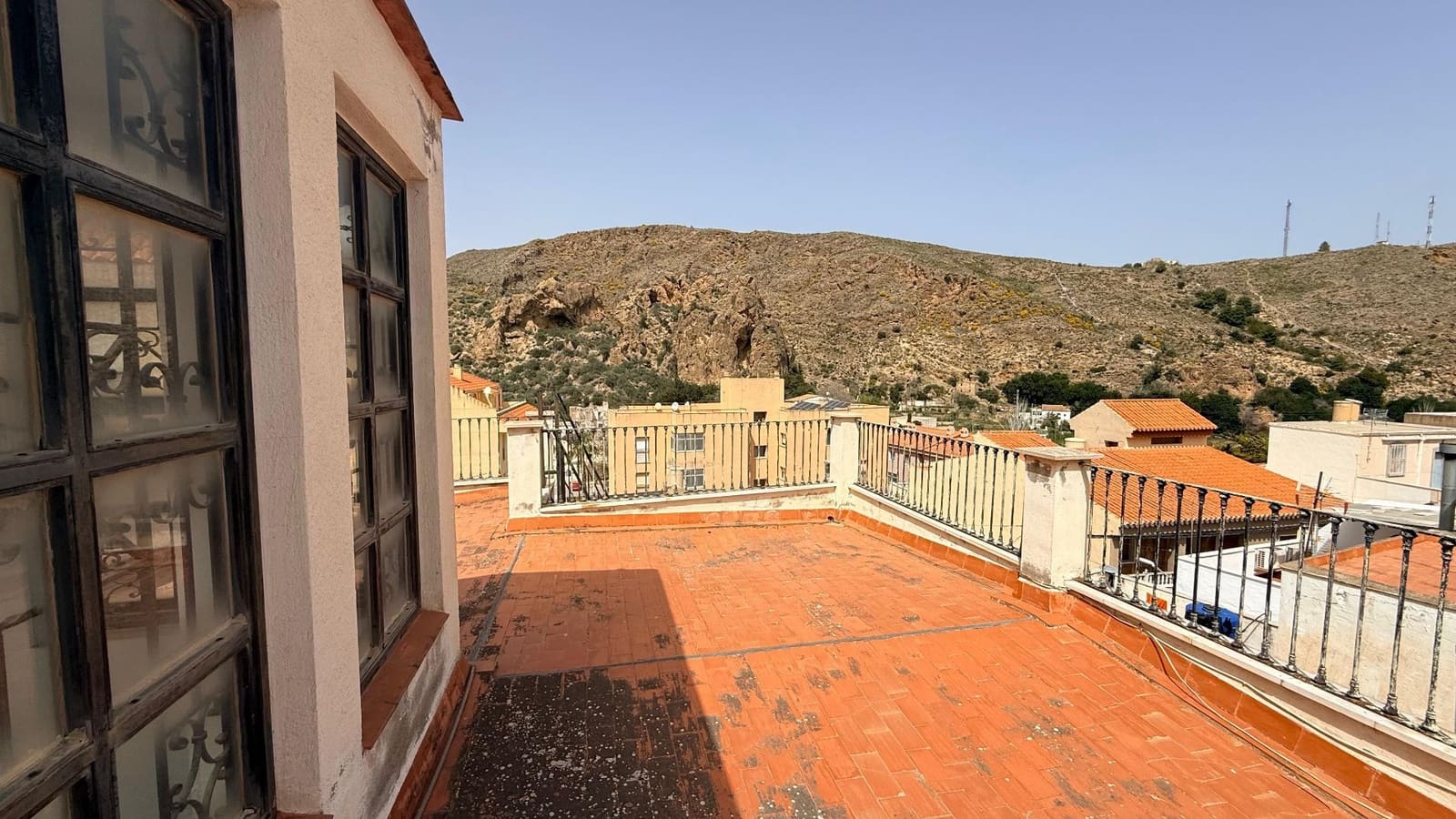 6 bedroom Townhouse for sale in Macael - € 79,900 (Ref: 9770325)