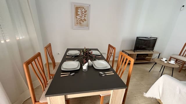 4 soveværelse Byhus til leje i La Alfoquia, Zurgena med garage - € 700 (Ref: 9772752)