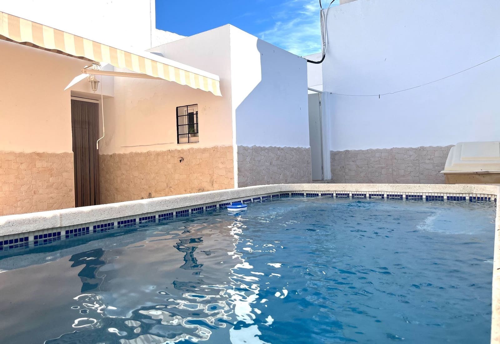 2 bedroom Finca/Country House for rent in Albox with pool - € 600 (Ref: 9786775)
