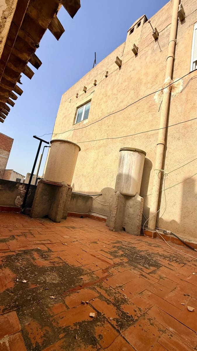 4 slaapkamer Villa te koop in Albox - € 120.000 (Ref: 9786777)