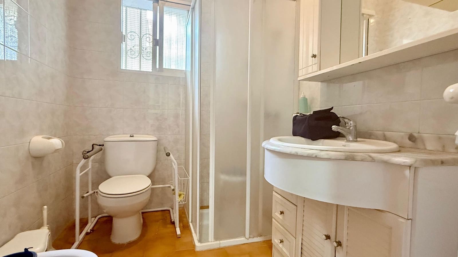 4 slaapkamer Villa te koop in Albox - € 120.000 (Ref: 9786777)