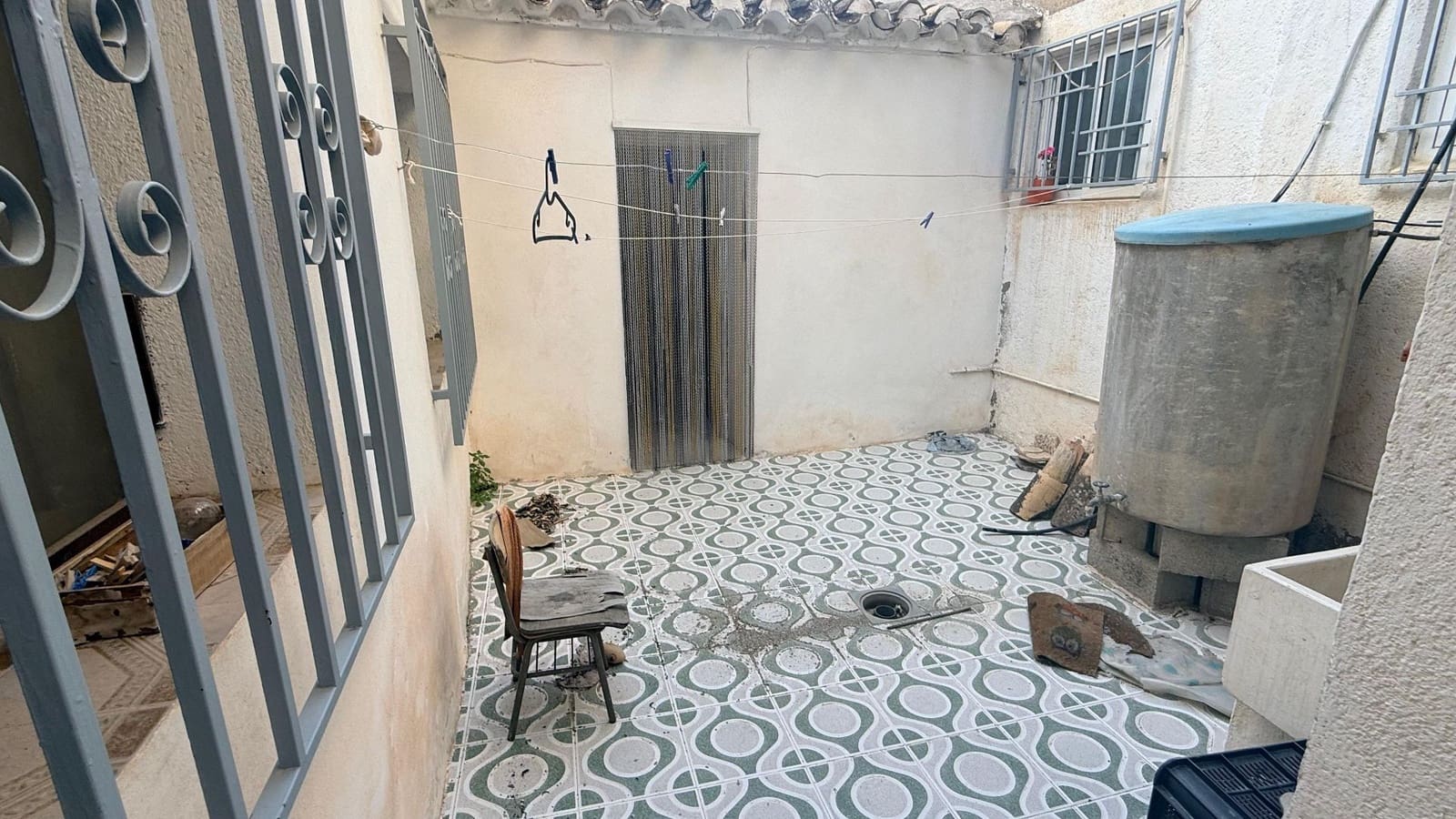 4 slaapkamer Villa te koop in Albox - € 120.000 (Ref: 9786777)