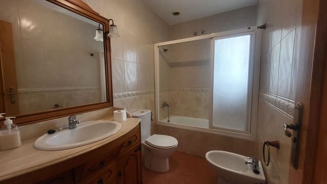 3 soverom Leilighet til leie i Olula del Río - € 550 (Ref: 9796848)