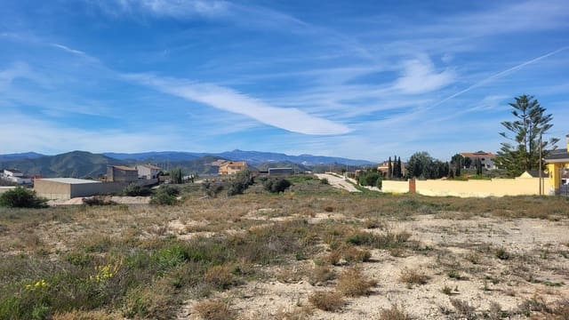 Grunde uden byggetilladelser til salg i Albox - € 69.900 (Ref: 9796849)