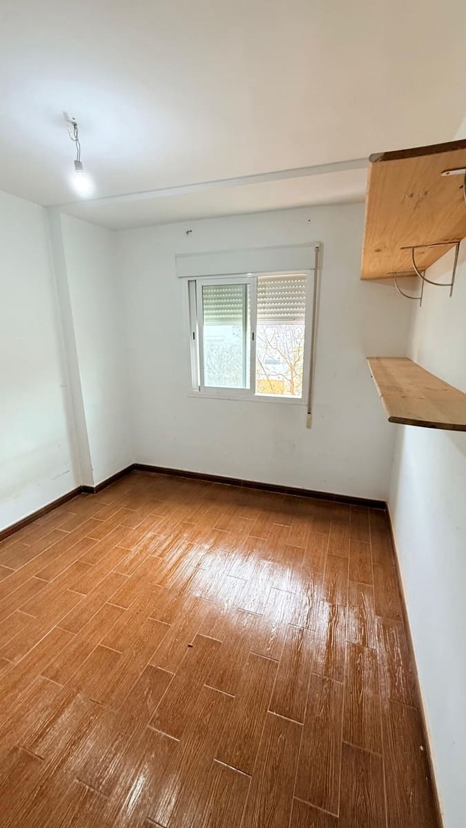 3 bedroom Flat for sale in Fines - € 59,900 (Ref: 9830771)