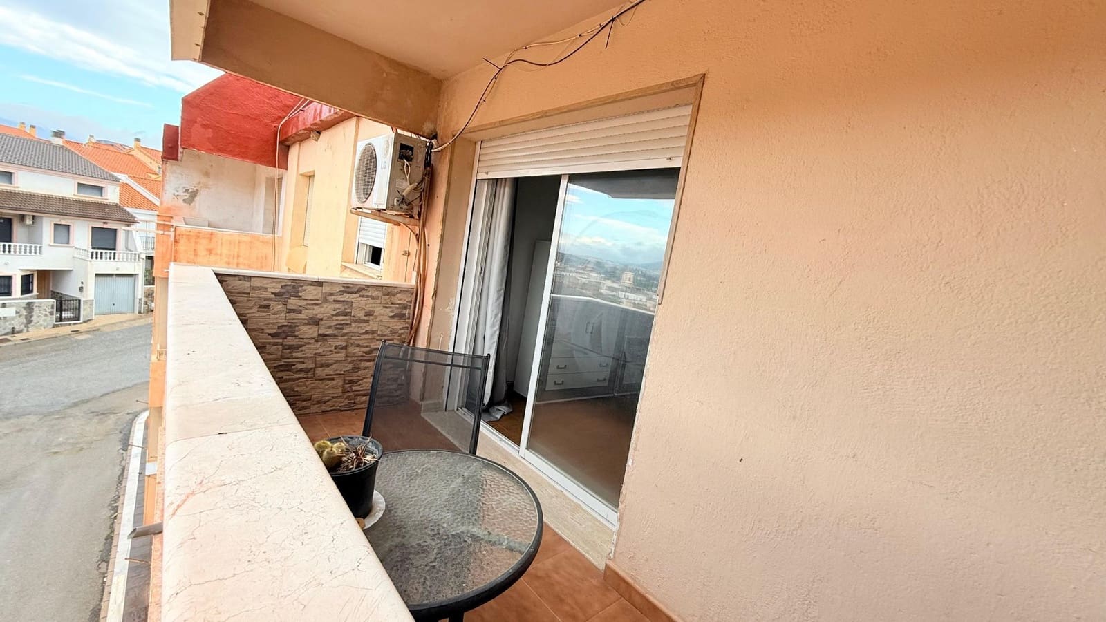 3 bedroom Flat for sale in Fines - € 59,900 (Ref: 9830771)