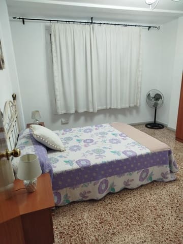 Piso de 4 habitaciones en Albox en alquiler - 500 € (Ref: 9845068)