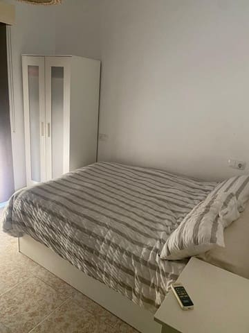 Piso de 3 habitaciones en Albox en alquiler con garaje - 550 € (Ref: 9851653)