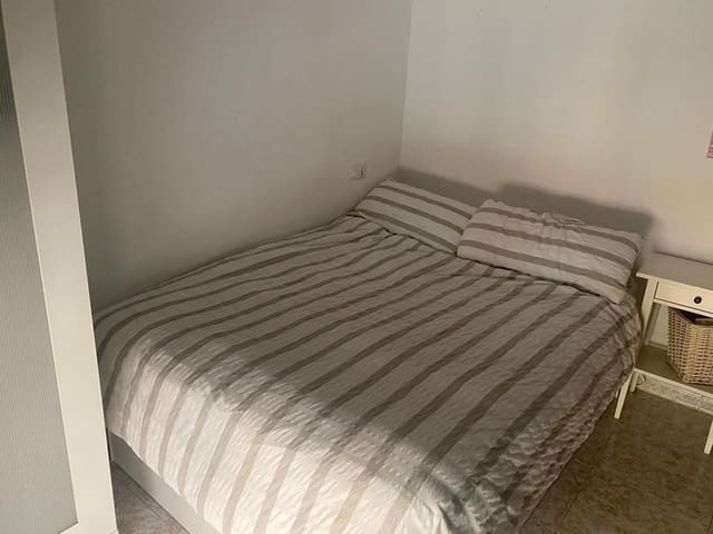 Piso de 3 habitaciones en Albox en alquiler con garaje - 550 € (Ref: 9851653)