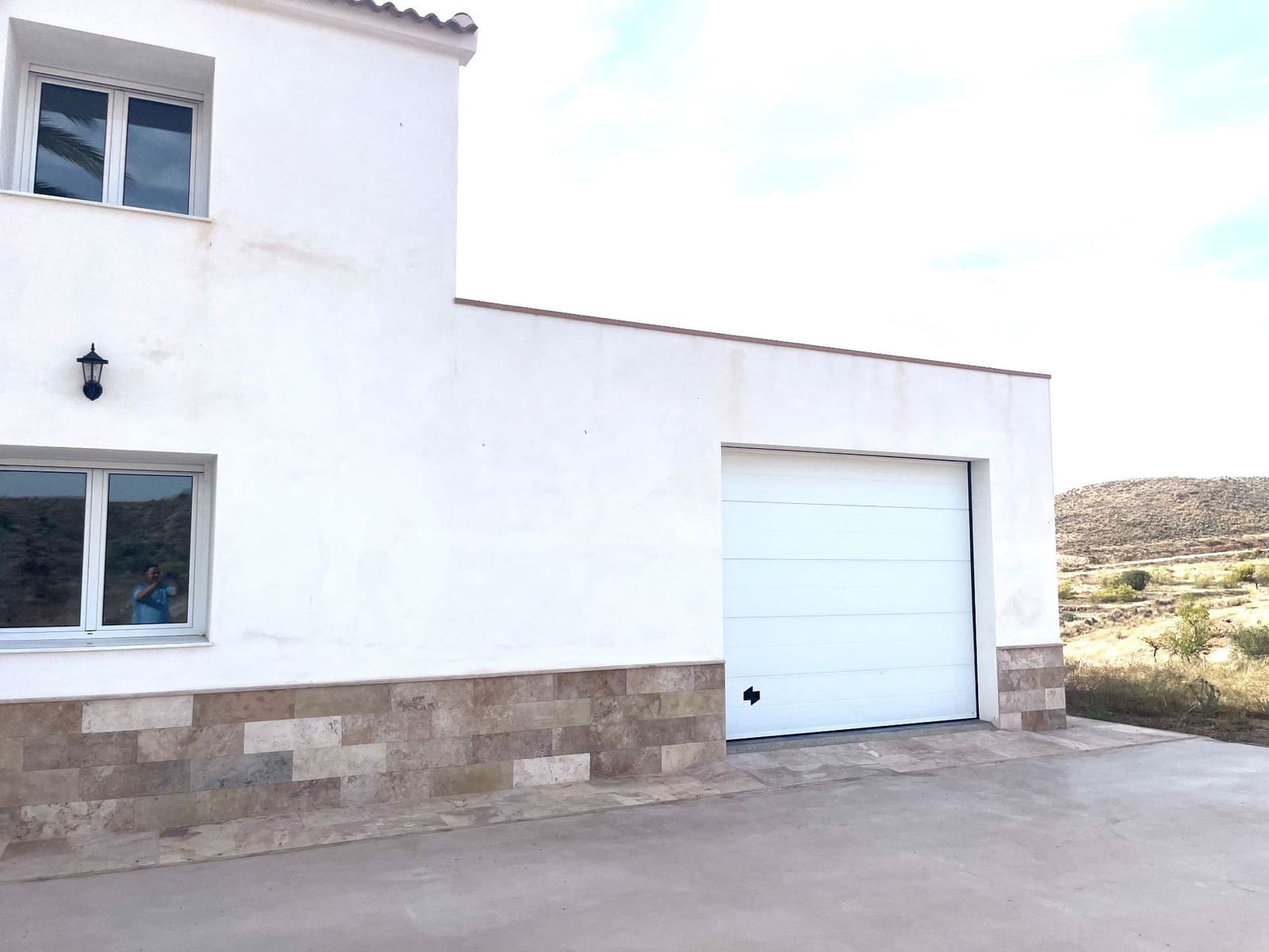 4 bedroom Villa for rent in La Aljambra with pool - € 1,200 (Ref: 9877983)