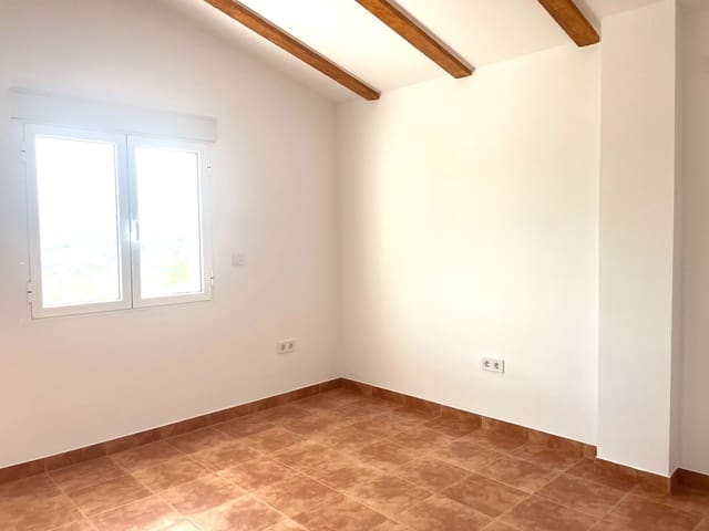 4 bedroom Villa for rent in Albox with pool - € 1,200 (Ref: 9877983)
