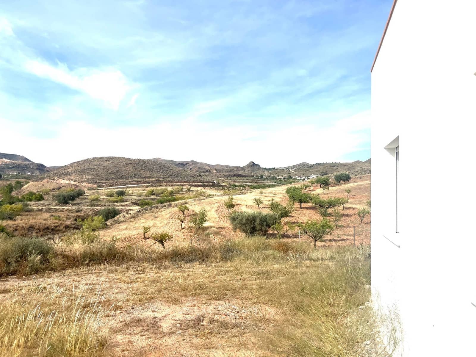 4 bedroom Villa for rent in La Aljambra with pool - € 1,200 (Ref: 9877983)