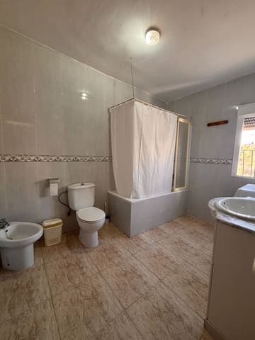 3 bedroom Flat for rent in Taberno - € 500 (Ref: 9893770)