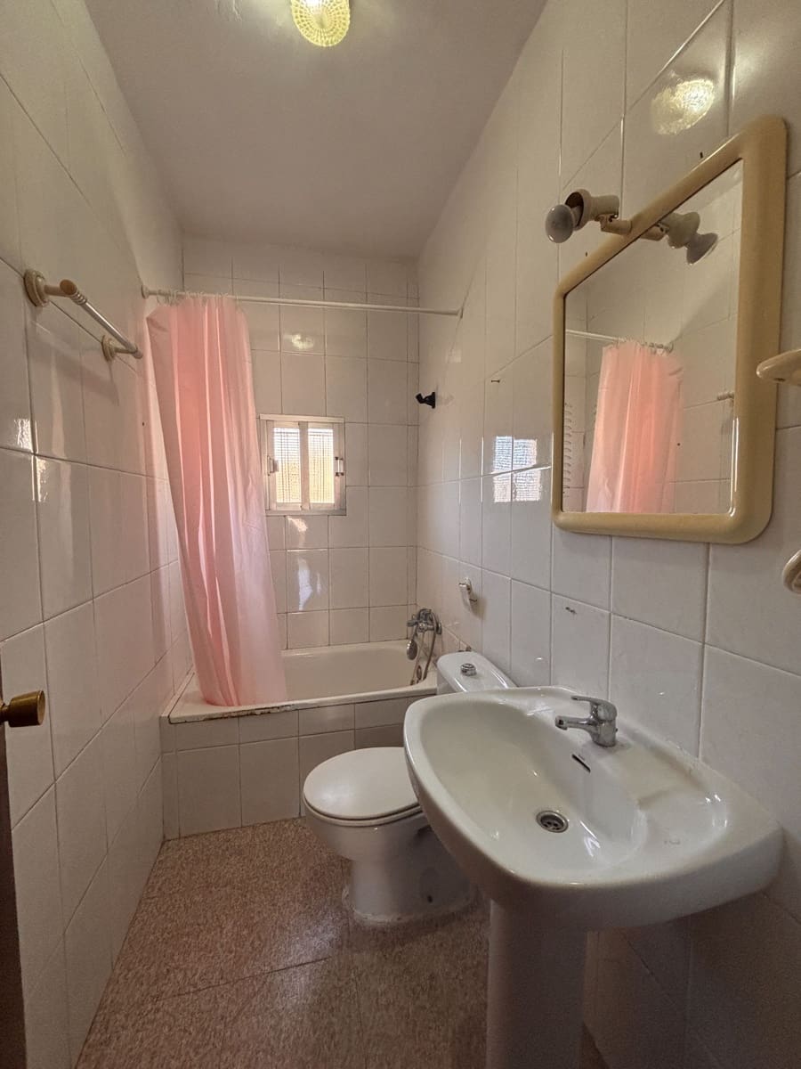 Piso de 3 habitaciones en Taberno en alquiler - 450 € (Ref: 9893771)