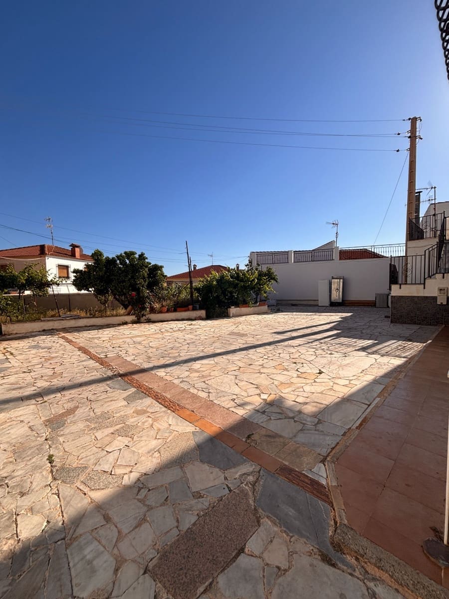 Piso de 3 habitaciones en Taberno en alquiler - 450 € (Ref: 9893771)
