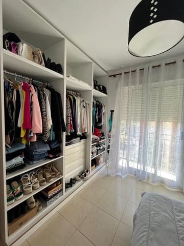 3 slaapkamer Flat te huur in Albox - € 550 (Ref: 9899013)
