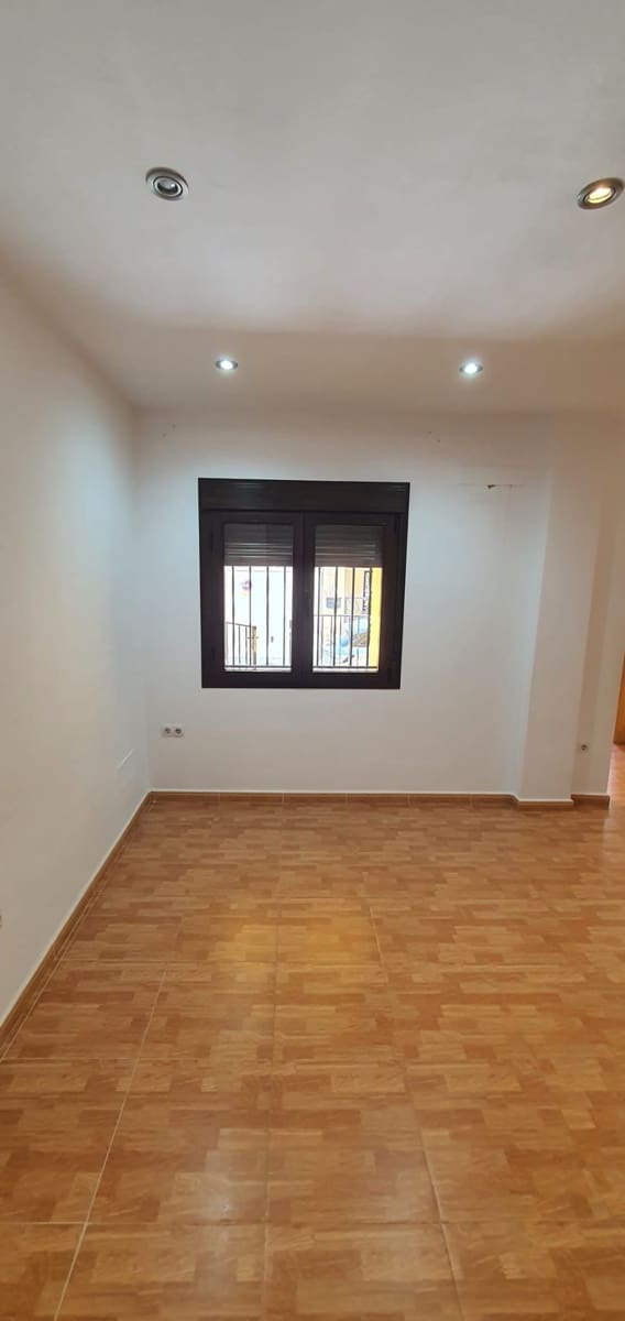 4 sovrum Hus att hyra i Albox - 500 € (Ref: 9915293)