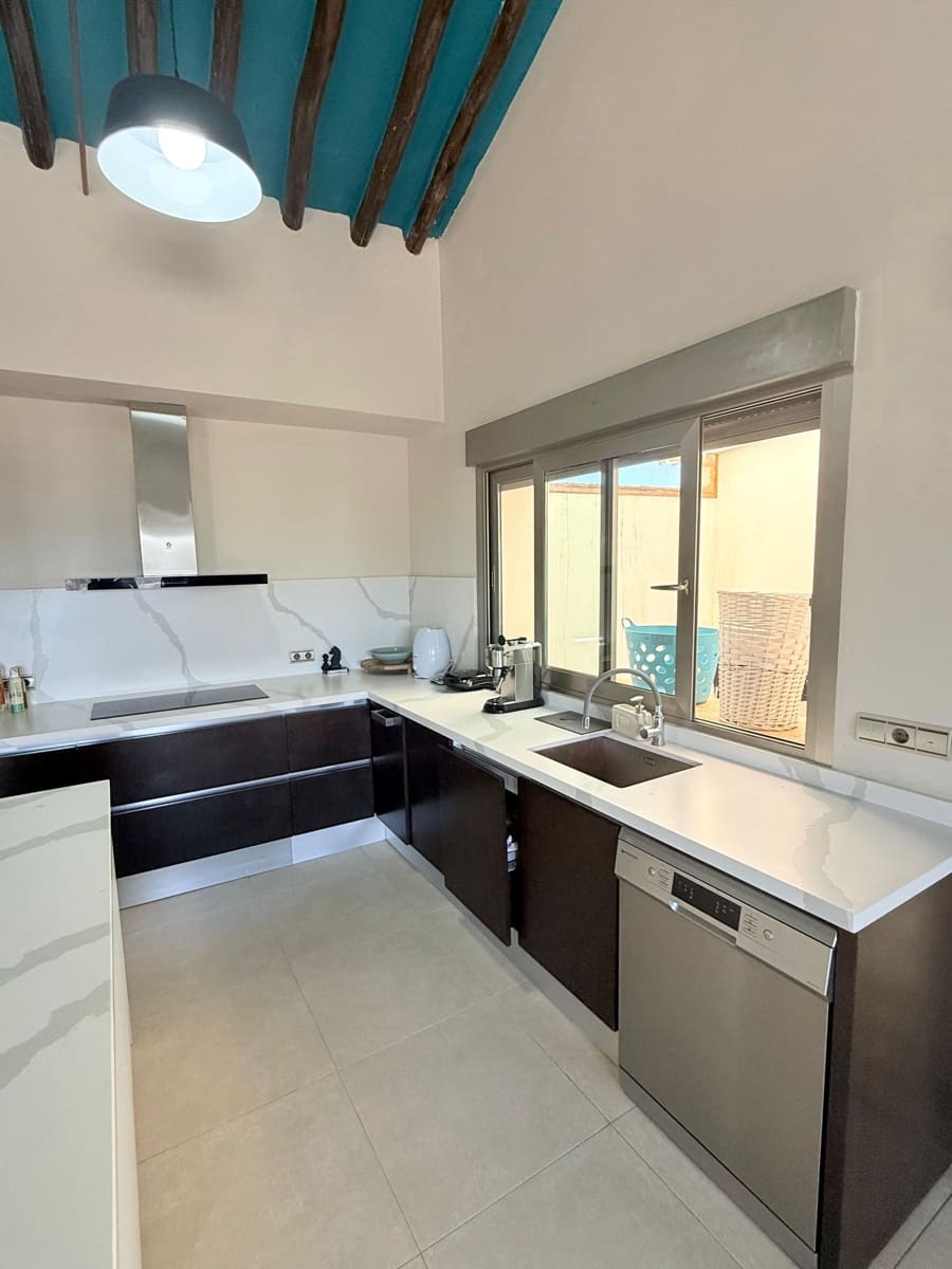 4 chambre Villa/Maison à vendre à Locaiba avec piscine garage - 181 000 € (Ref: 9924197)