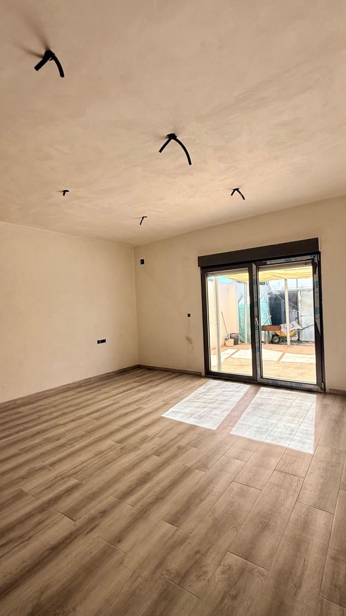 4 chambre Villa/Maison à vendre à Locaiba avec piscine garage - 181 000 € (Ref: 9924197)