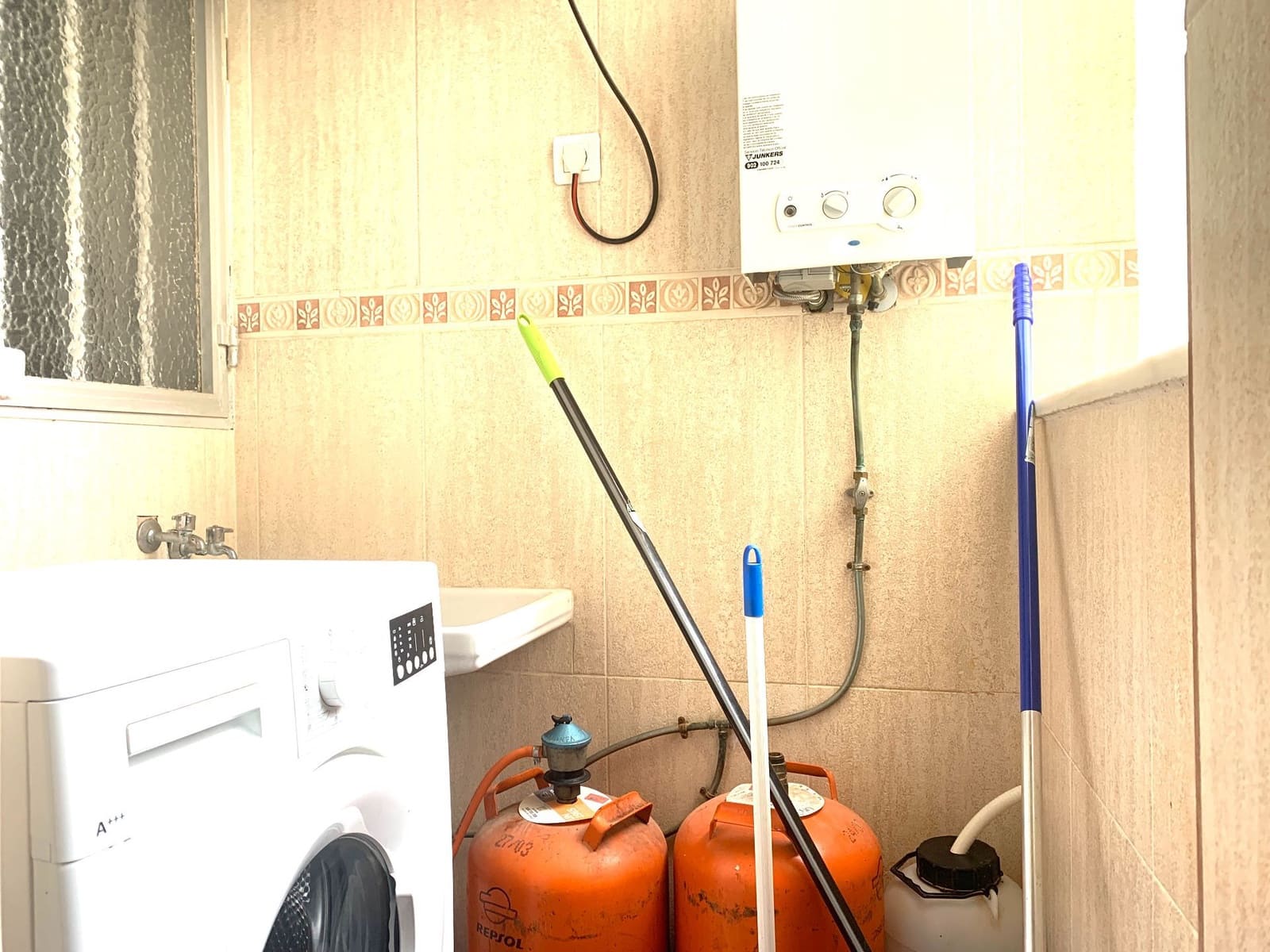 4 quarto Apartamento para arrendar em Albox - 550 € (Ref: 9937533)