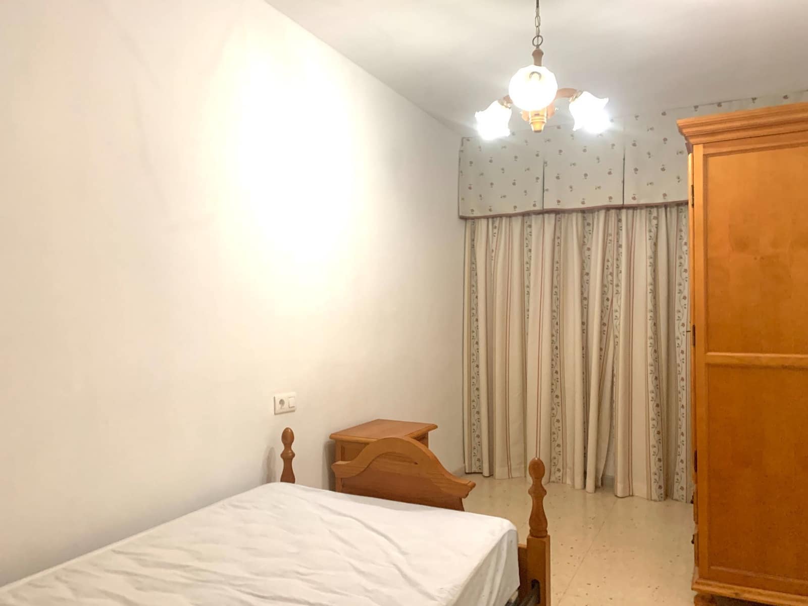 4 quarto Apartamento para arrendar em Albox - 550 € (Ref: 9937533)