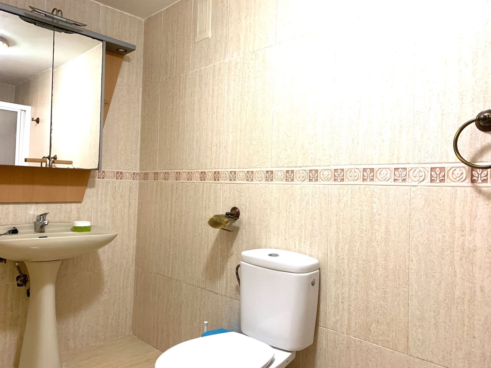 4 quarto Apartamento para arrendar em Albox - 550 € (Ref: 9937533)