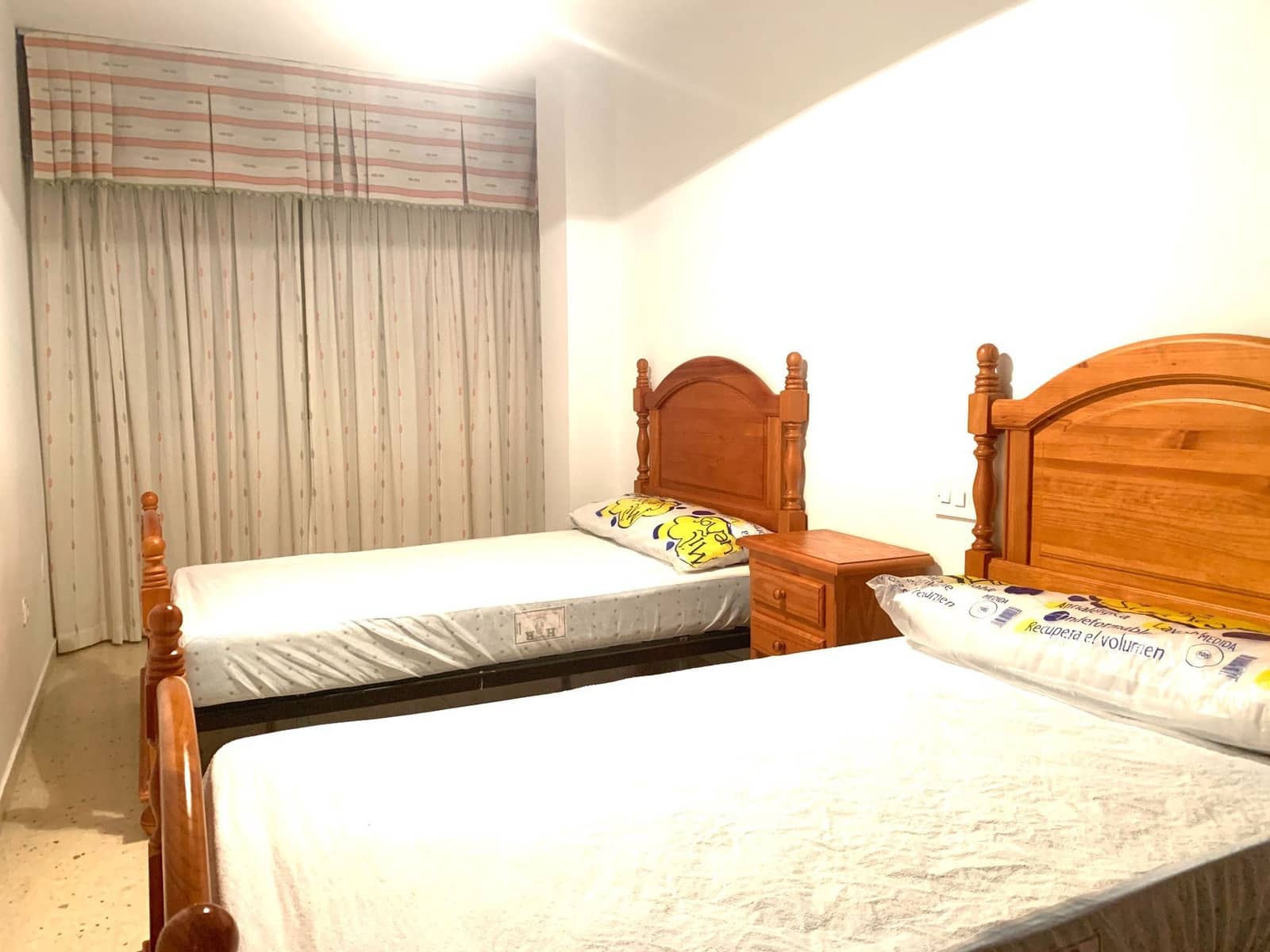 4 quarto Apartamento para arrendar em Albox - 550 € (Ref: 9937533)