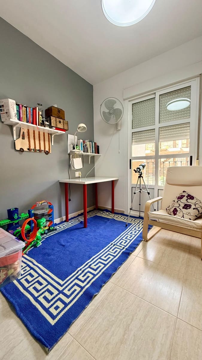 Casa de 4 habitaciones en Albox en venta - 179.900 € (Ref: 9990275)