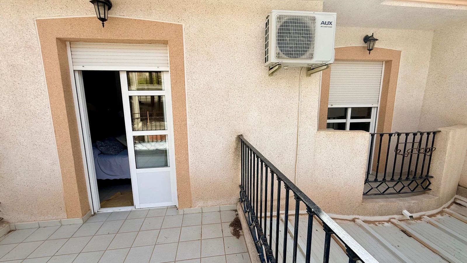 Casa de 4 habitaciones en Albox en venta - 179.900 € (Ref: 9990275)