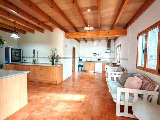 6 sypialnia Willa na sprzedaż w Lloseta z basenem garażem - 750 000 € (Ref: 10085510)