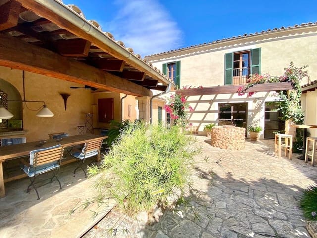 6 Zimmer Villa zu verkaufen in Santa María del Camí mit Garage - 2.250.000 € (Ref: 10139146)