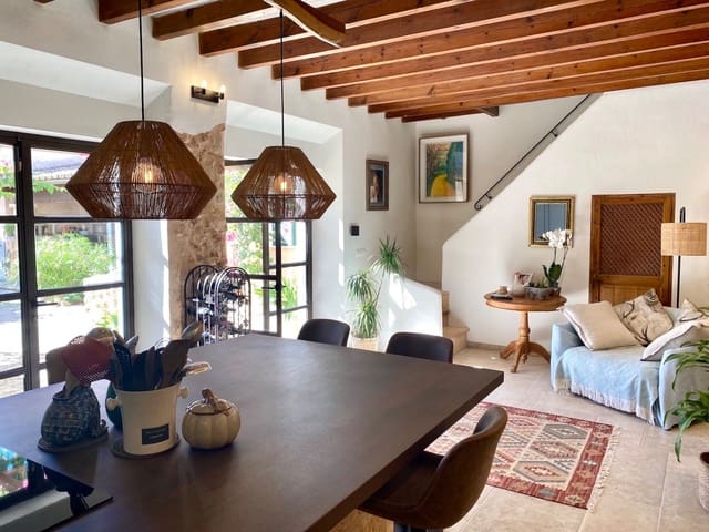6 Zimmer Villa zu verkaufen in Santa María del Camí mit Garage - 2.250.000 € (Ref: 10139146)