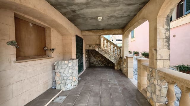 6 soveværelse Byhus til salg i Calvià Pueblo, Calvià - € 650.000 (Ref: 10180023)