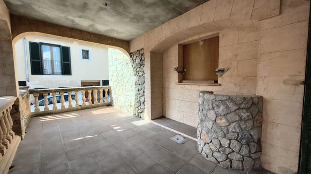 6 soveværelse Byhus til salg i Calvià Pueblo, Calvià - € 650.000 (Ref: 10180023)