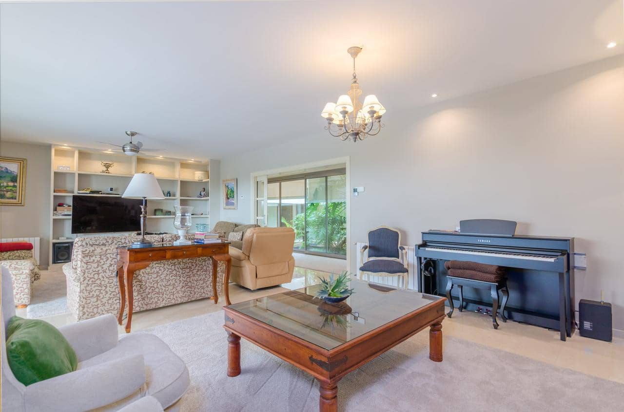 4 soveværelse Villa til salg i Marratxi med swimmingpool garage - € 3.350.000 (Ref: 4744871)