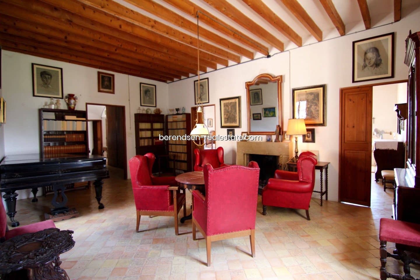 10 soveværelse Villa til salg i Binissalem med swimmingpool garage - € 4.500.000 (Ref: 4744972)