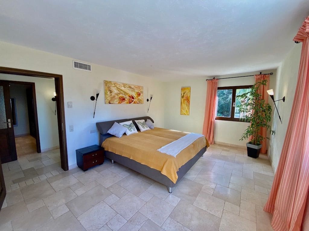 6 quarto Quinta/Casa Rural para venda em Santa Maria del Cami com piscina garagem - 2 995 000 € (Ref: 4744987)