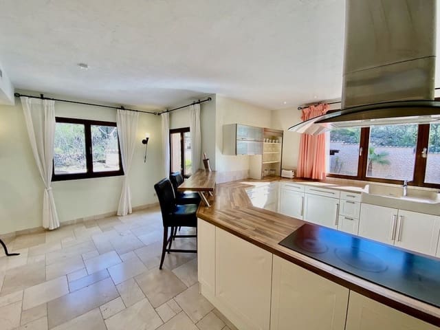 6 quarto Quinta/Casa Rural para venda em Santa María del Camí com piscina garagem - 2 995 000 € (Ref: 4744987)