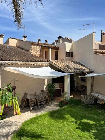 4 bedroom Villa for sale in Sencelles with pool - € 855,000 (Ref: 7630245)