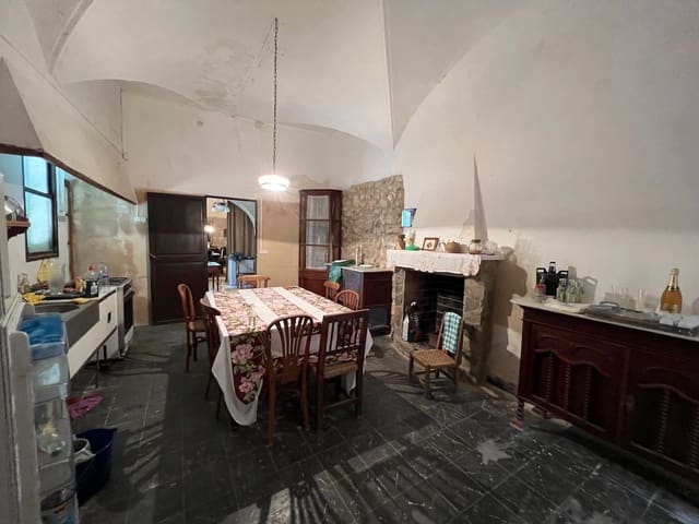 8 soverom Villa til salgs i Binissalem med garasje - € 1 850 000 (Ref: 7630252)