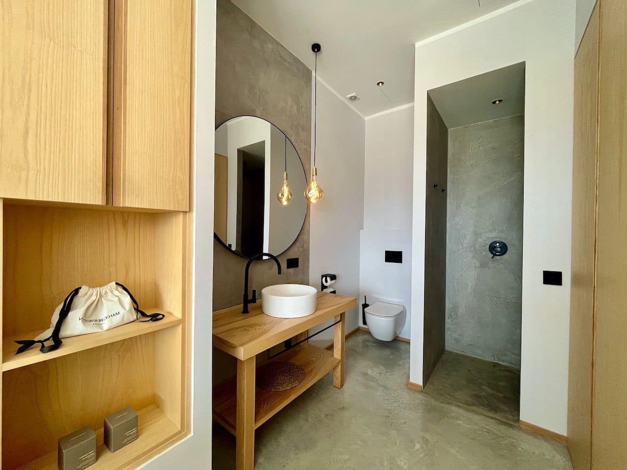 3 soveværelse Villa til salg i Llubi med swimmingpool - € 1.450.000 (Ref: 7630260)