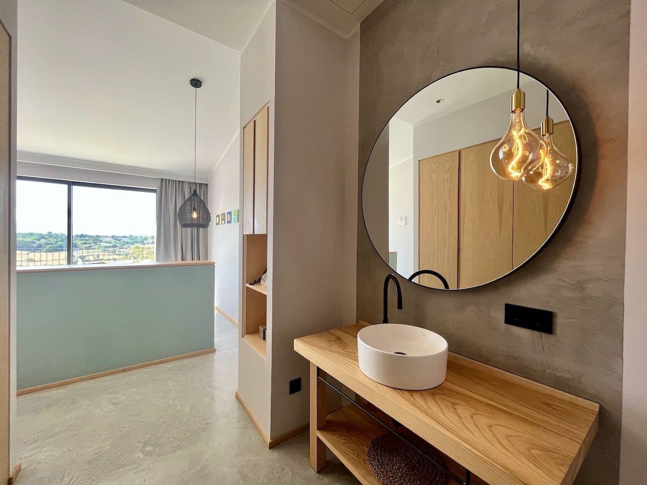 3 soveværelse Villa til salg i Llubi med swimmingpool - € 1.450.000 (Ref: 7630260)