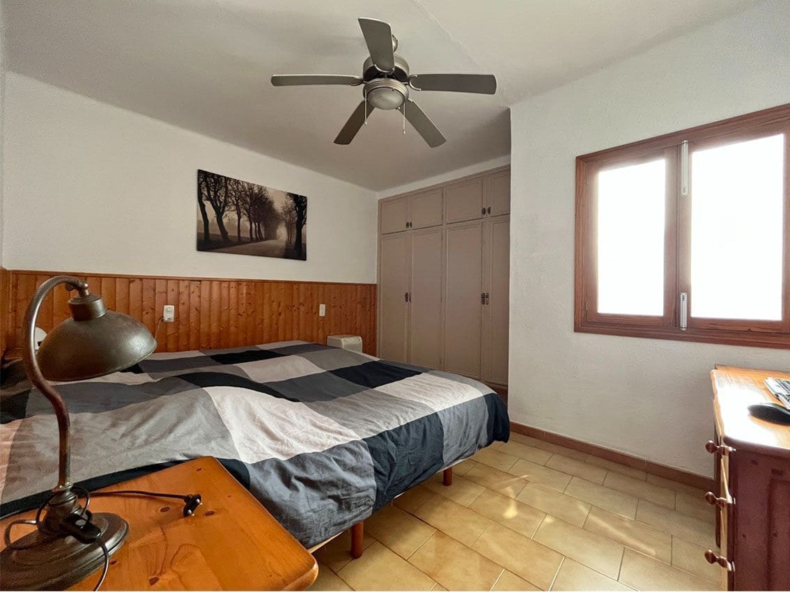 3 soveværelse Villa til salg i Alaro med garage - € 580.000 (Ref: 7630286)