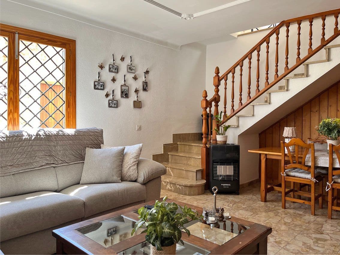 3 soveværelse Villa til salg i Alaro med garage - € 580.000 (Ref: 7630286)