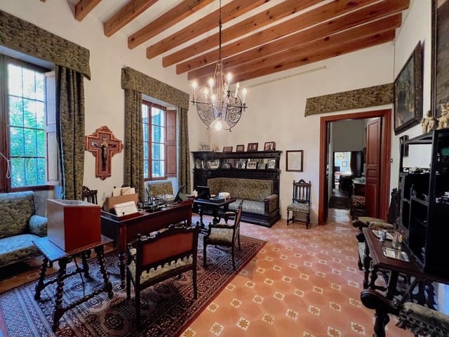 8 soverom Villa til salgs i Binissalem med svømmebasseng garasje - € 3 500 000 (Ref: 7630295)