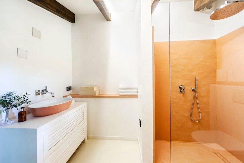 4 soveværelse Villa til salg i Llubi med swimmingpool garage - € 2.950.000 (Ref: 7630324)