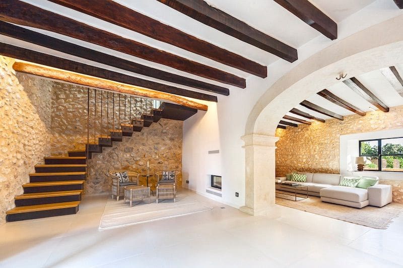 4 soveværelse Villa til salg i Llubi med swimmingpool garage - € 2.950.000 (Ref: 7630324)