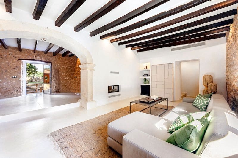 4 soveværelse Villa til salg i Llubi med swimmingpool garage - € 2.950.000 (Ref: 7630324)